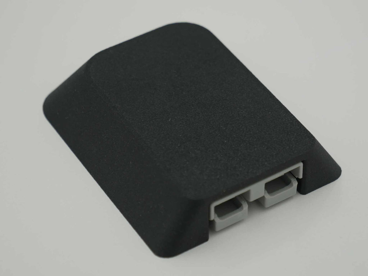 Single Anderson Mount black durable 50amp plug cover made from UV resistant ASA-Glass Fibre with mounting holes and included Anderson plug