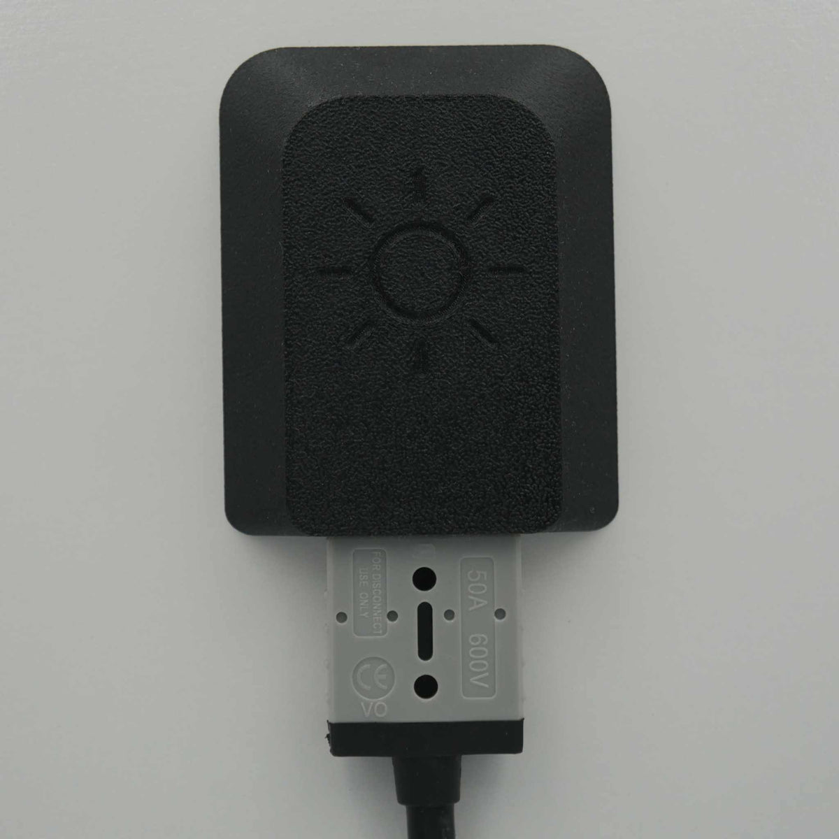 Single Anderson Mount with 50amp Anderson plug, UV resistant ASA-Glass Fibre housing, sun icon cover, durable for canopy or structure mounting.