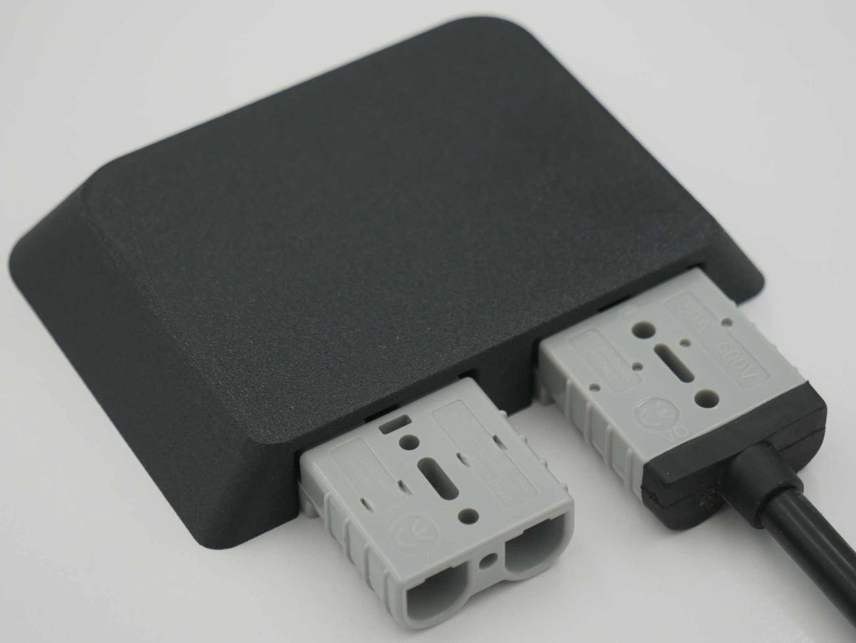 Dual Anderson Mount with two 50amp Anderson plugs in a durable black ABS-glass fiber housing