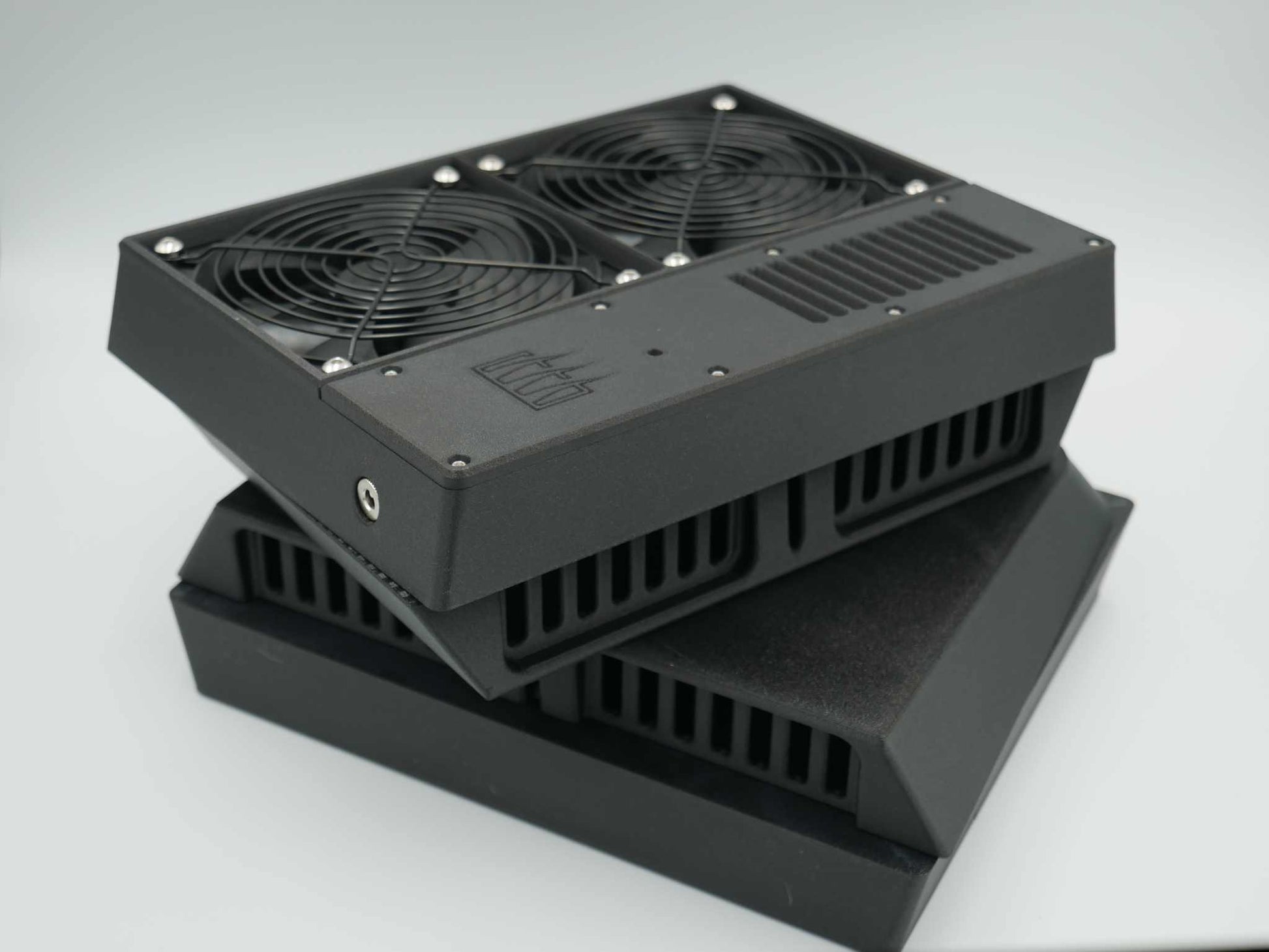 Black Canopy Vent with two 12volt Fans