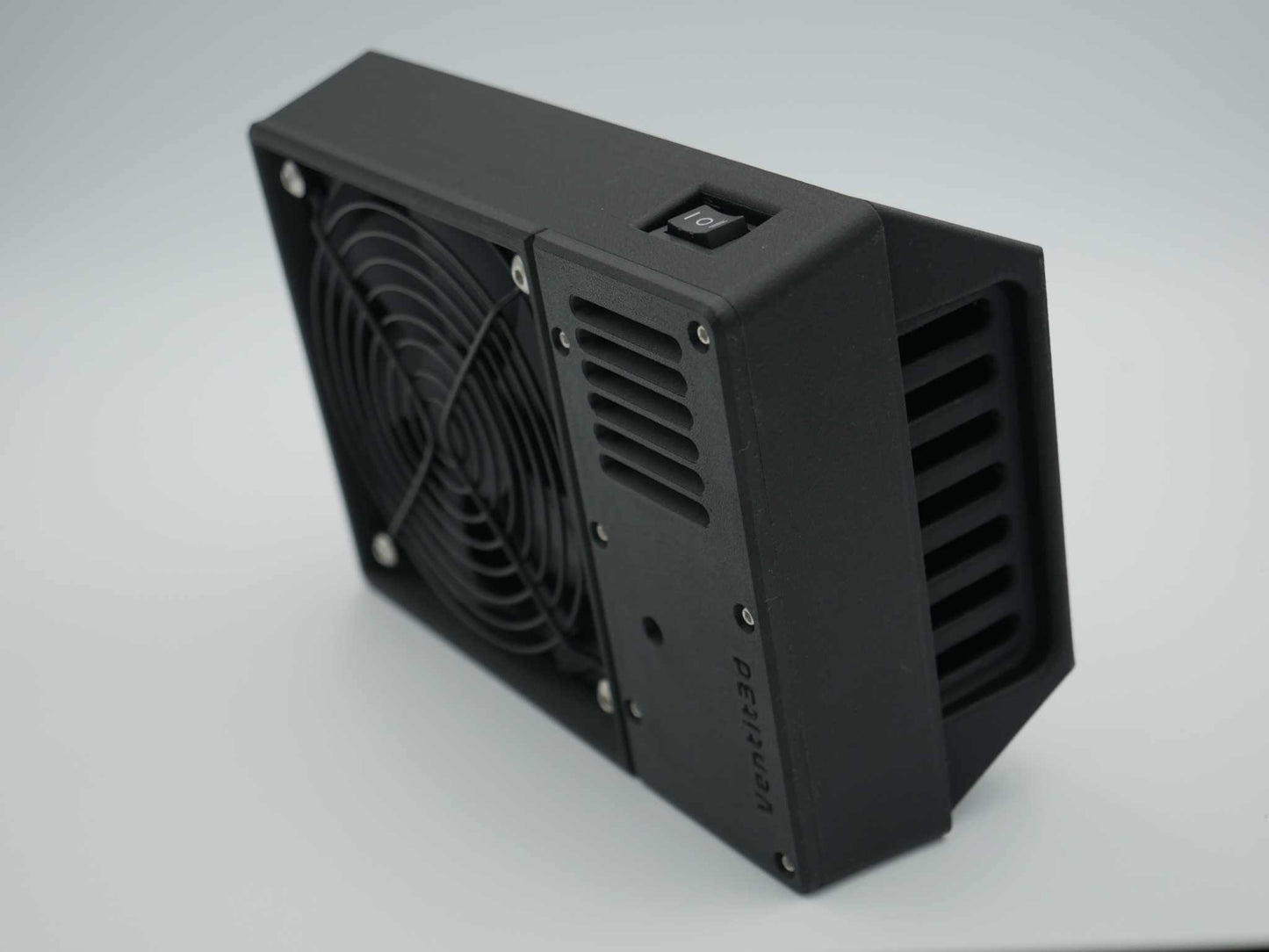 Canopy air vent with 3-way switch and sleek design for filtered ventilation