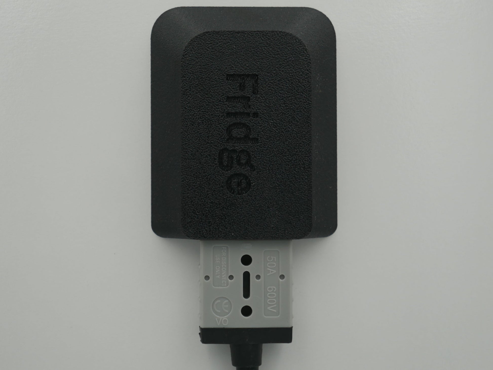 Tidy up that 4x4 Build with a sleek and durable connection for your fridge.